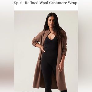 Refined wool cashmere sweater